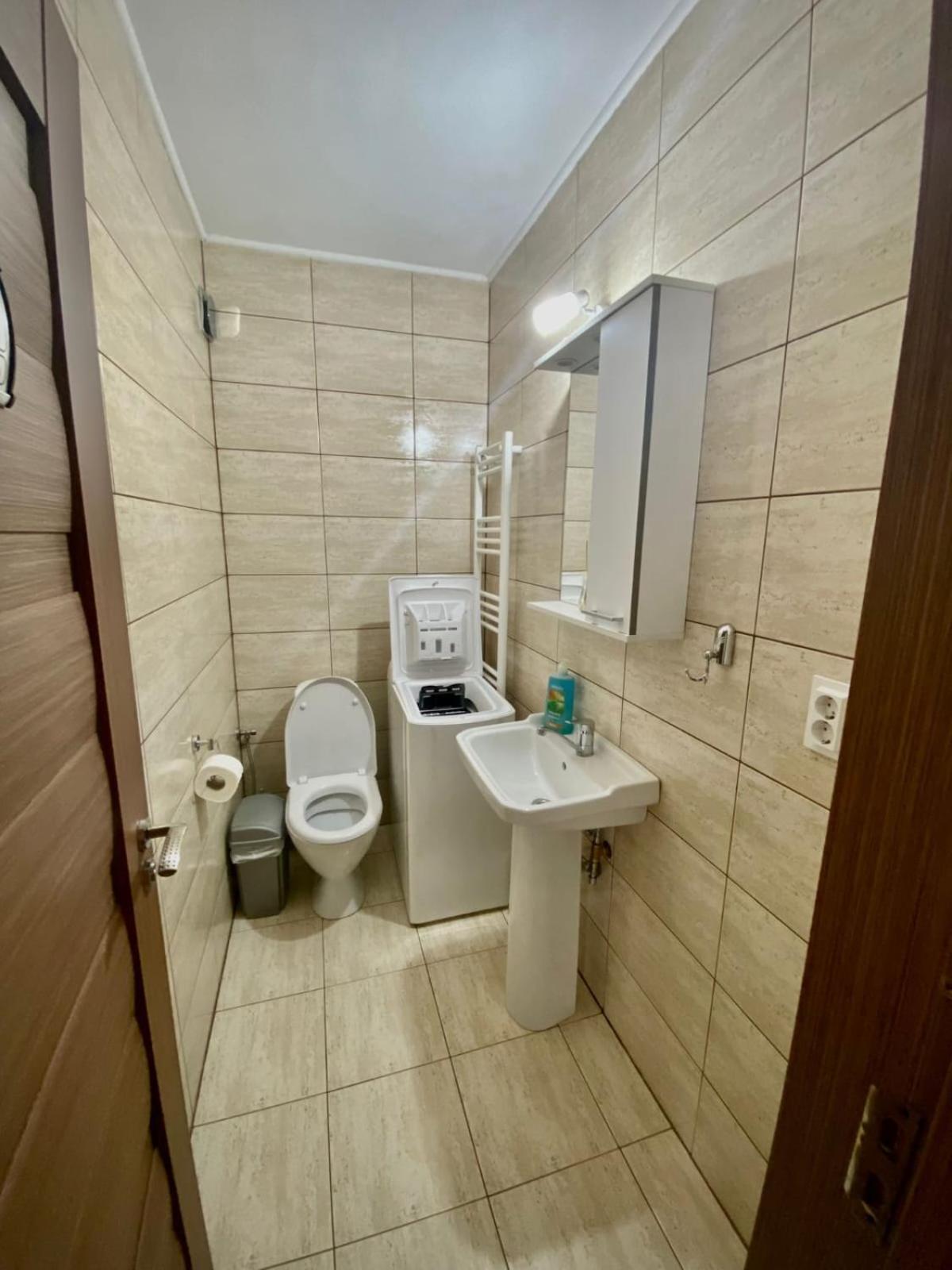 فندق Casa Alex Curtea de Argeş المظهر الخارجي الصورة