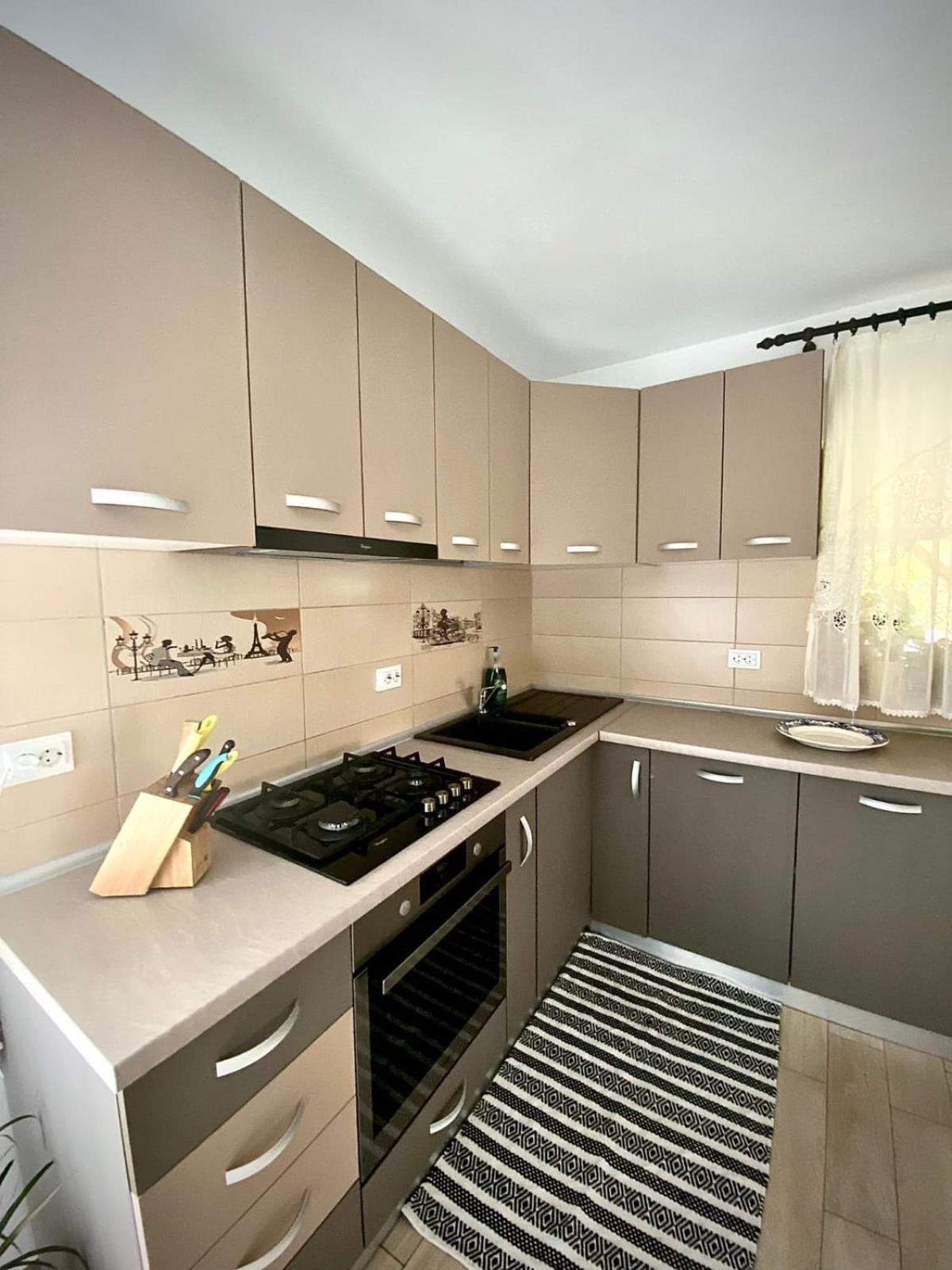 فندق Casa Alex Curtea de Argeş المظهر الخارجي الصورة